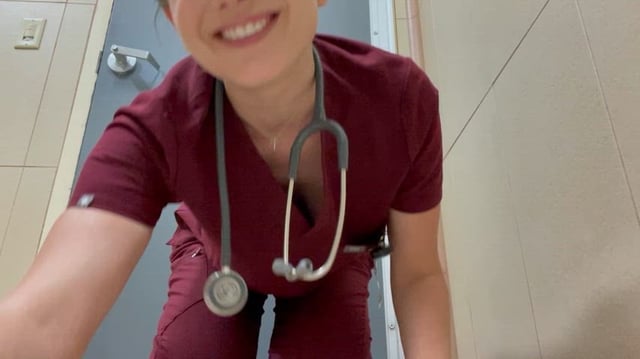 I think I have too much fun in the work bathroom [GIF]